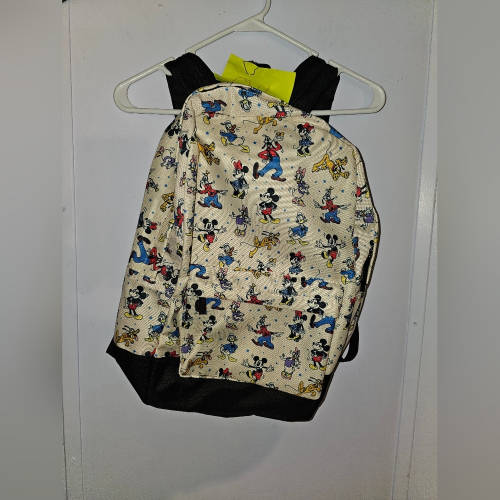 DISNEY STORE White Mickey Mouse and Friends Full Sized Backpack NWT